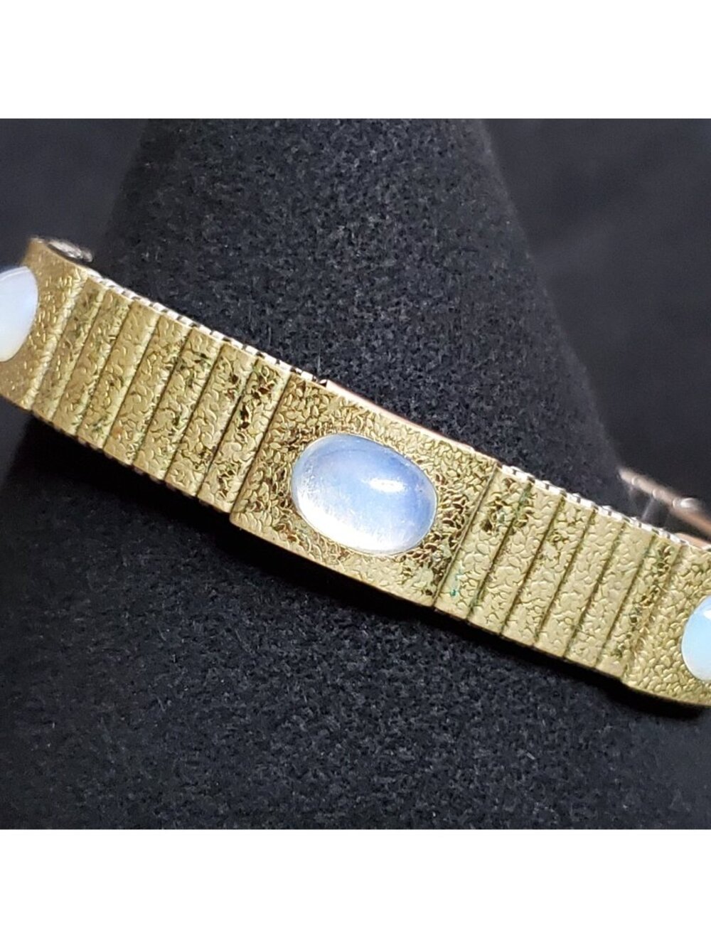 Vintage Aimantes Expansion Bracelet Gold Tone Opalescent Cabs 6.5"